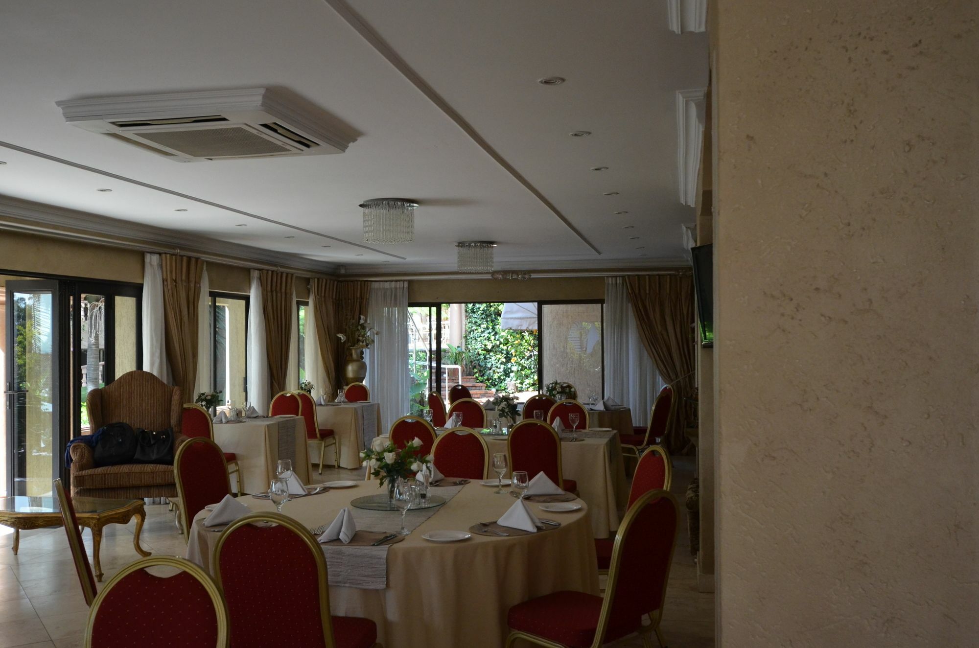 Hotel House Of Pharaohs And Conference Centre à Johannesbourg Extérieur photo